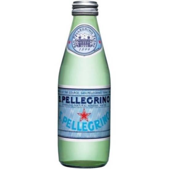 San Pellegrino Sparkling (B).