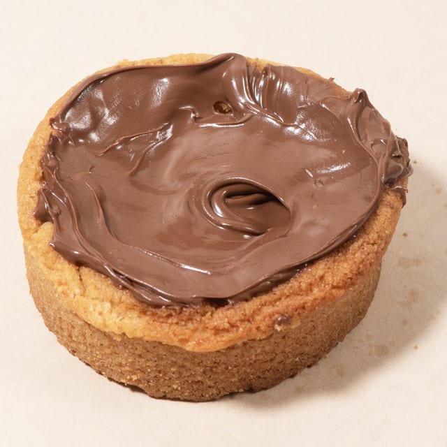 Nutella Filled Gourmet Cookie.